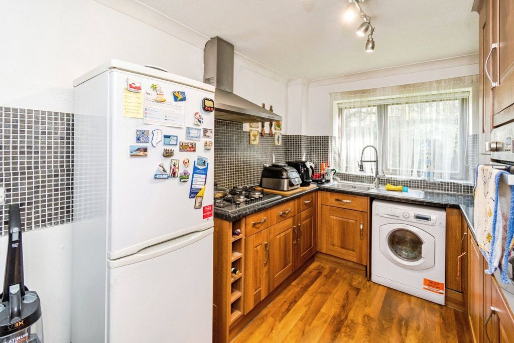 Property photo 3 of 15 Picture No. 09