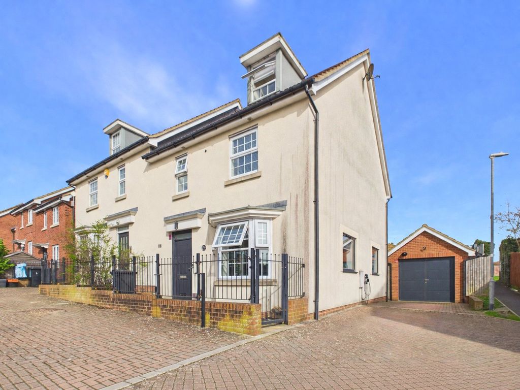 Property photo 1 of 24 Picture No. 29
