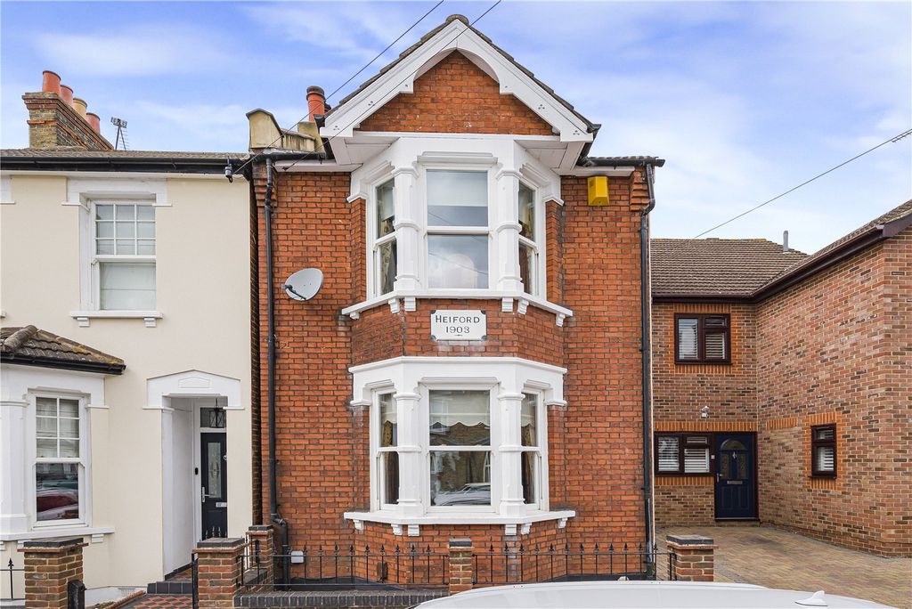 Property photo 1 of 32 Picture No. 13
