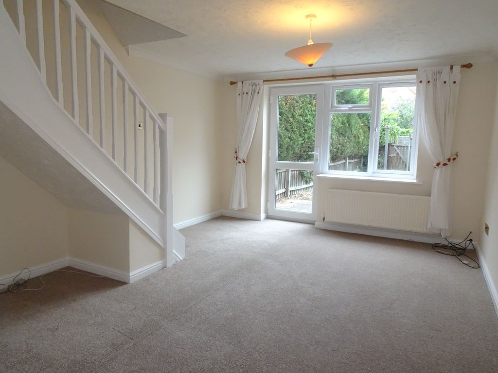 Property photo 2 of 6 Living Room