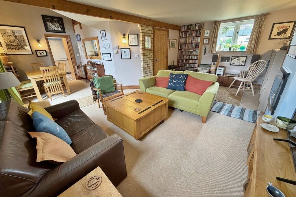 Property photo 3 of 33 5376915