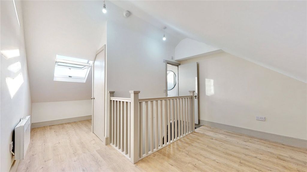 Property photo 1 of 18 Picture No. 48