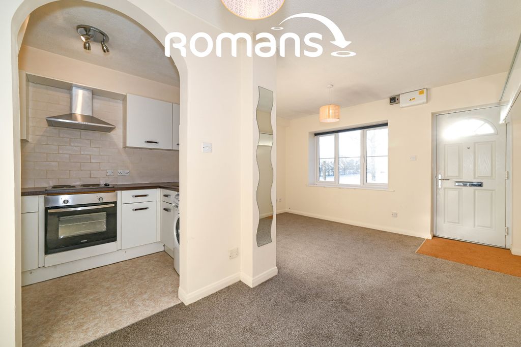 Property photo 2 of 11 2