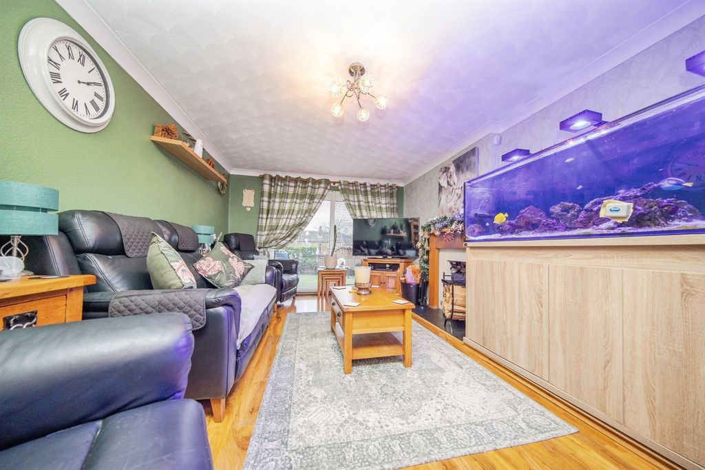 Property photo 2 of 15