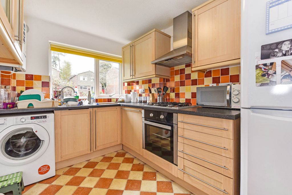 Property photo 2 of 12