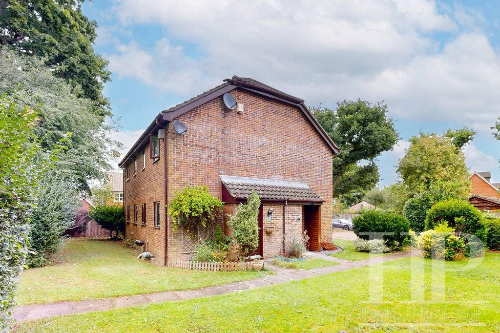 Property photo 1 of 9