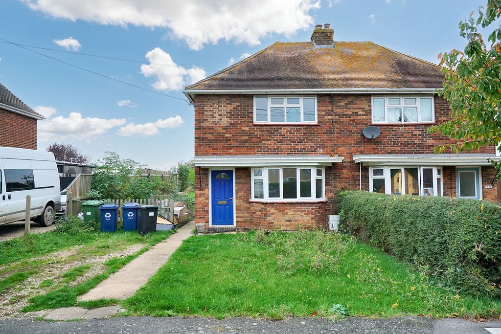 Property photo 1 of 14 27 Coronation Avenue, Warboys, Huntingdon, Cambridgeshire, Pe28 2Tl