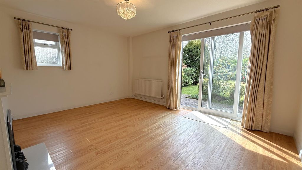 Property photo 3 of 15 Img_9585.Jpeg