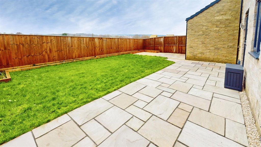 Property photo 3 of 19 Rear