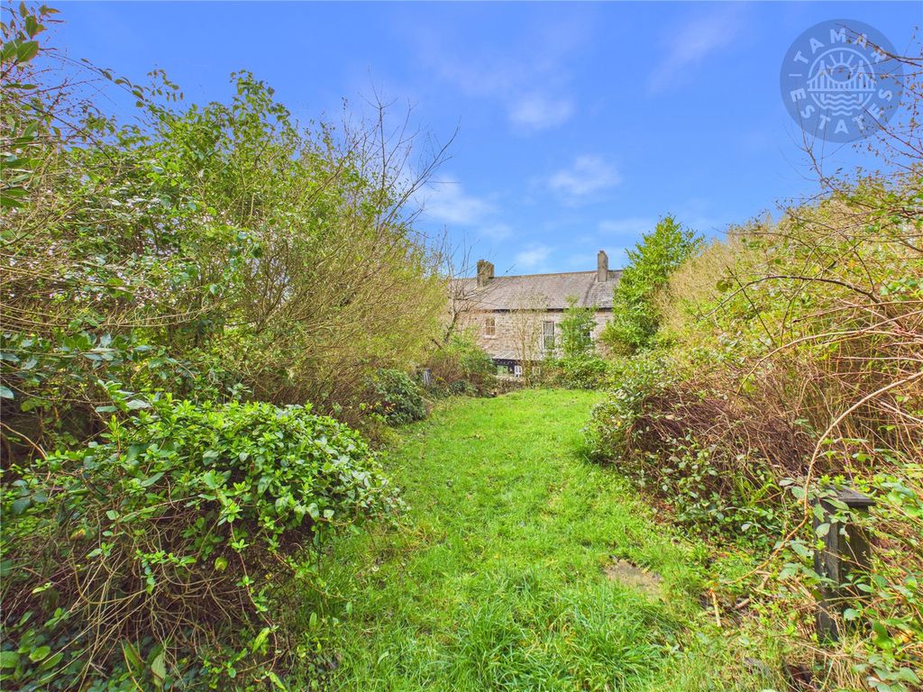 Property photo 3 of 21 Rear Garden