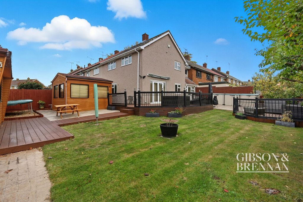 Property photo 1 of 29