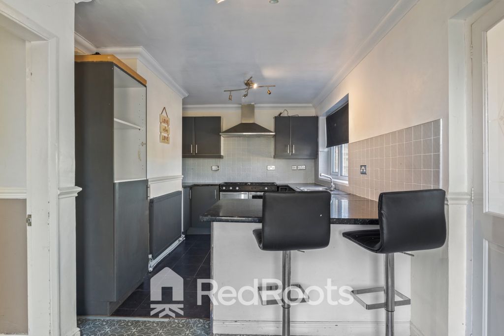 Property photo 2 of 20 5037152