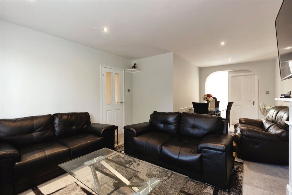 Property photo 3 of 14 Picture No. 05