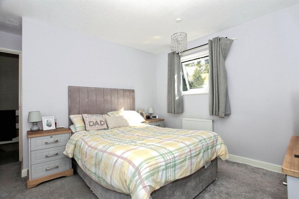 Property photo 3 of 23 Bedroom One