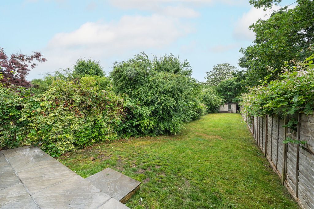 Property photo 3 of 13