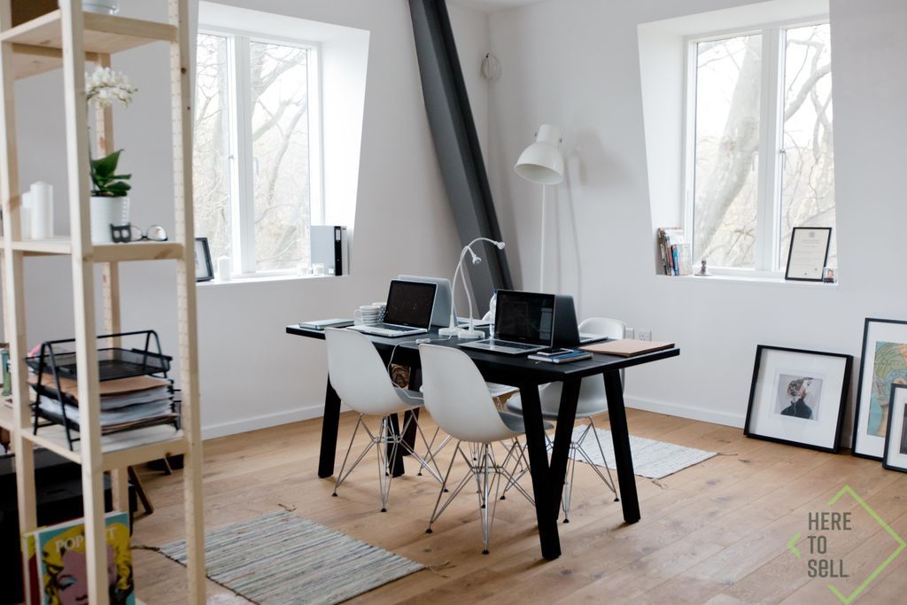 Property photo 3 of 8 Office 2712