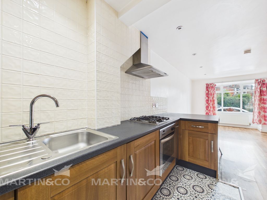 Property photo 2 of 10 Cam02406G0-Pr0577-Still004