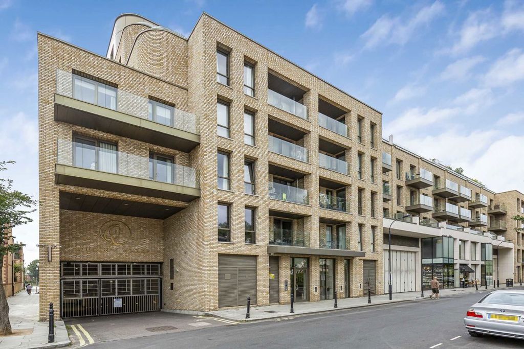 Property photo 1 of 10