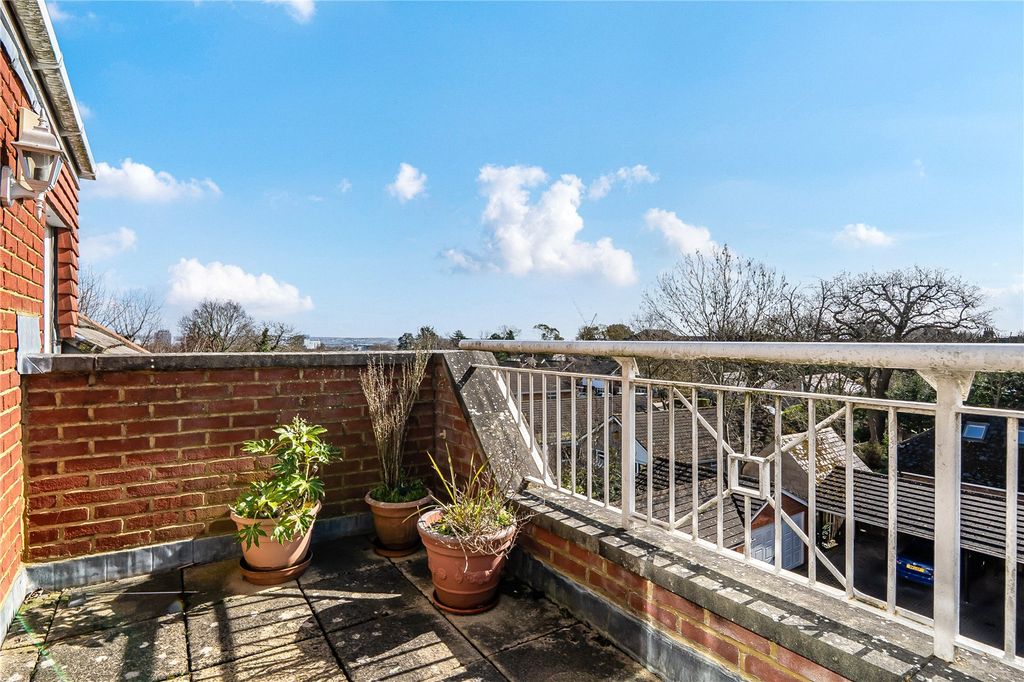 Additional image 27 of 3 bed flat for saleCulloden Road, Enfield EN2