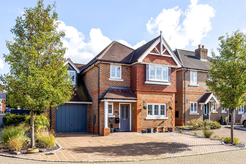 Property photo 1 of 23