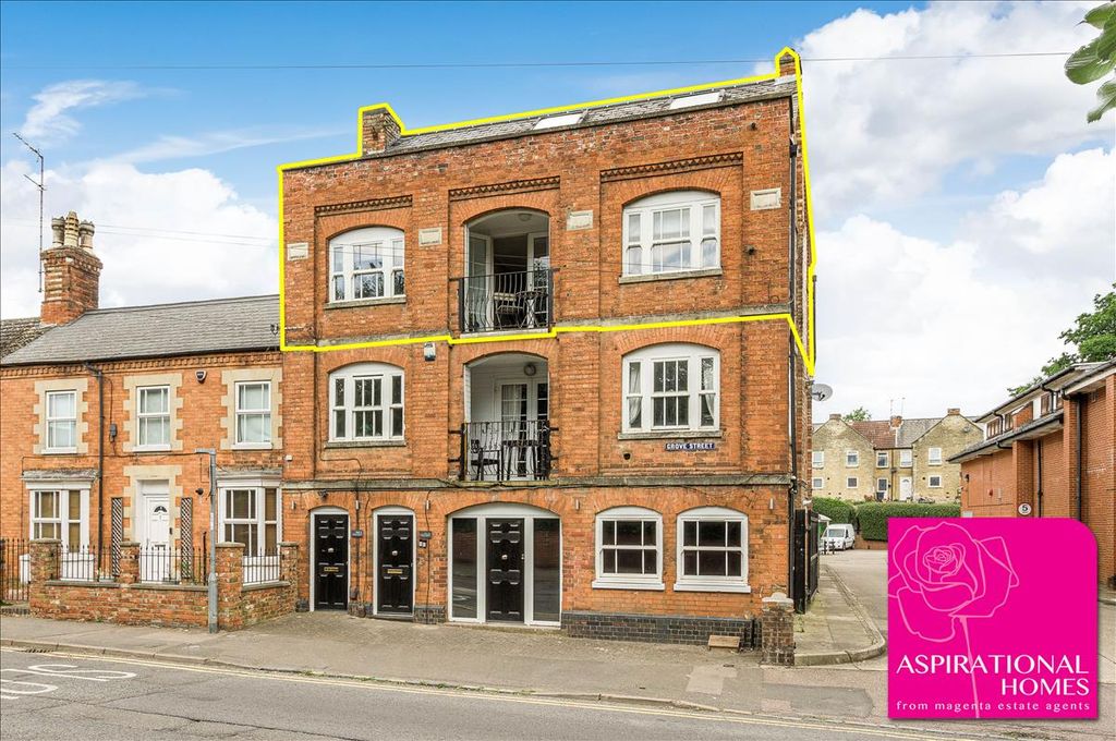 Property photo 1 of 35