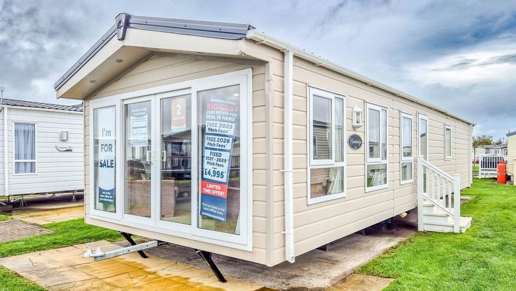 Property photo 1 of 18 Untitled 2