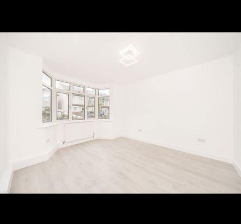 Property photo 1 of 5 Photo 1