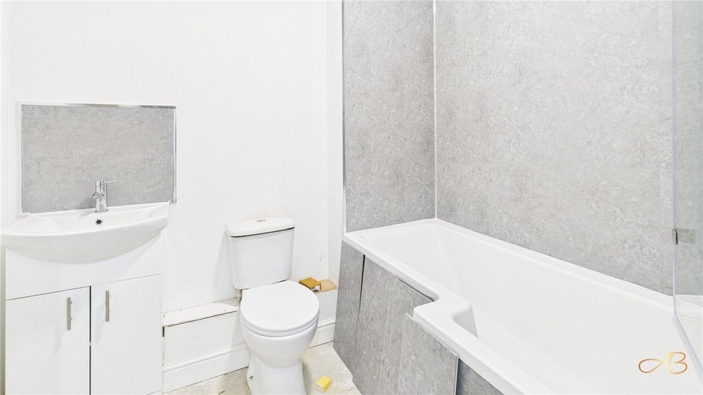 Property photo 2 of 4 Picture No. 07
