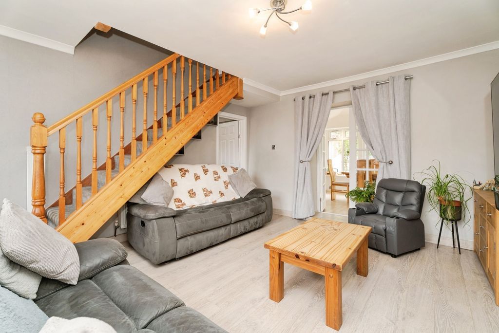 Property photo 2 of 18 Pbox-Img.Jpg