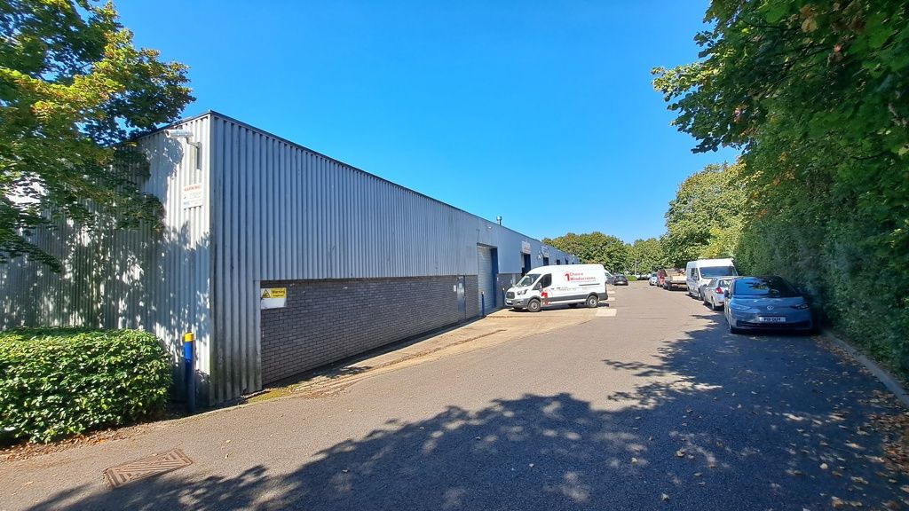 Property photo 3 of 6 Photo 7