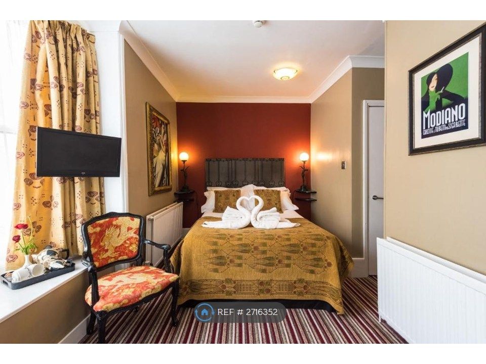 Property photo 1 of 4 Room 8 Double