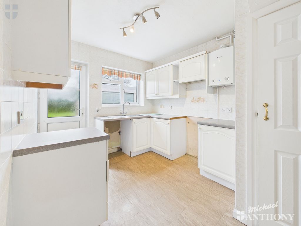 Property photo 2 of 16 Cam03852G0-Pr0536-Still006