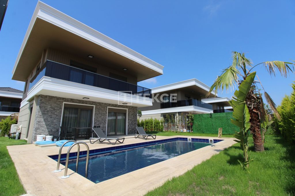 Property photo 1 of 73