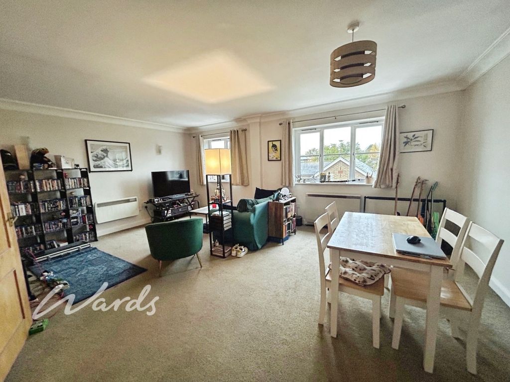 Property photo 2 of 6 R3