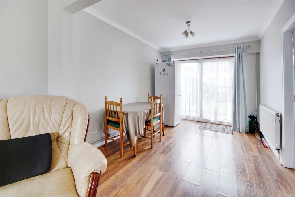 Property photo 3 of 10 Fa254d03-Dsc_0185-Dsc_0187.Jpg