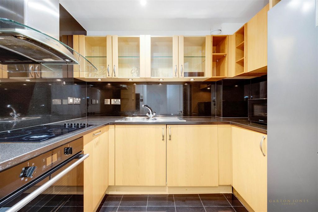 Property photo 2 of 14 Kitchen.Jpg