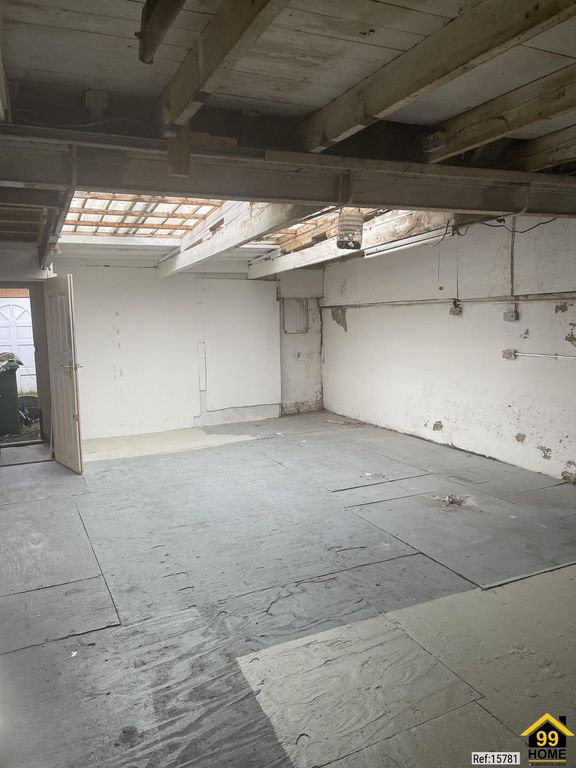 Property photo 2 of 5 Photo 1