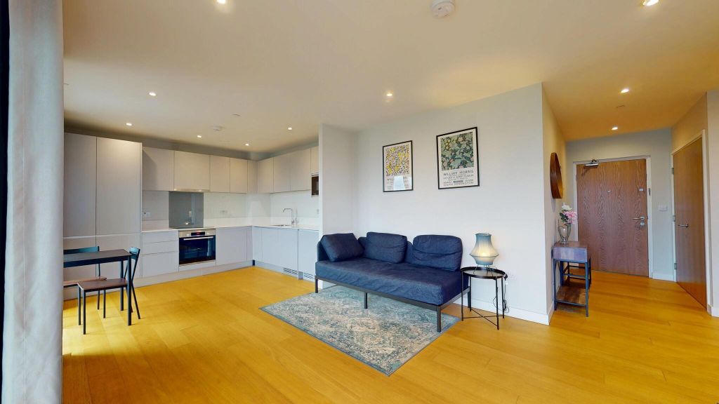 Property photo 3 of 13