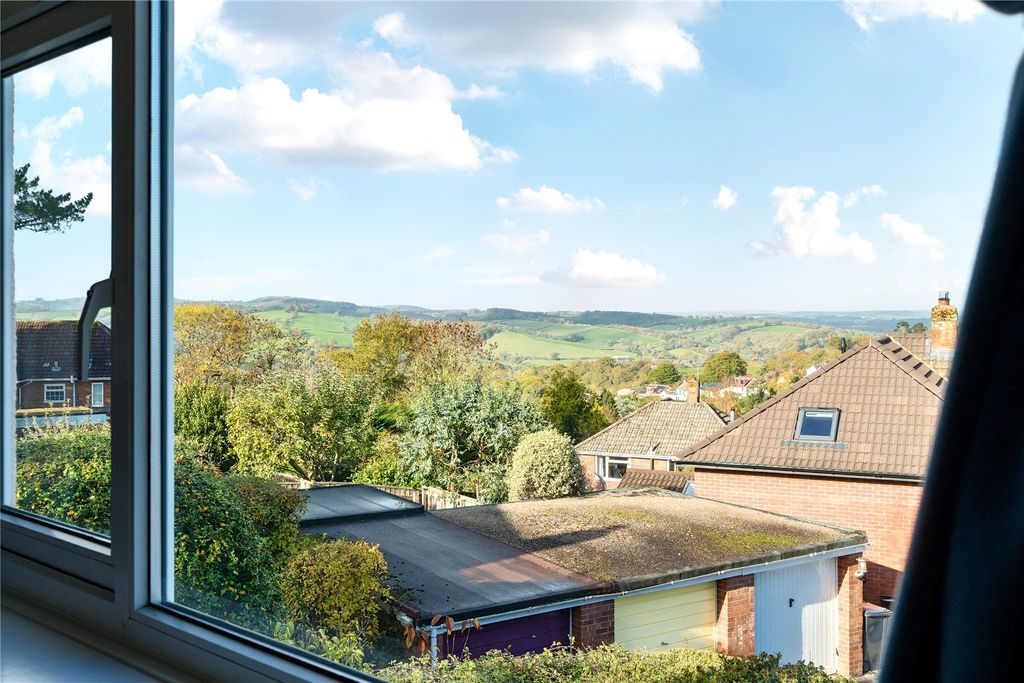 Property photo 2 of 15 Views