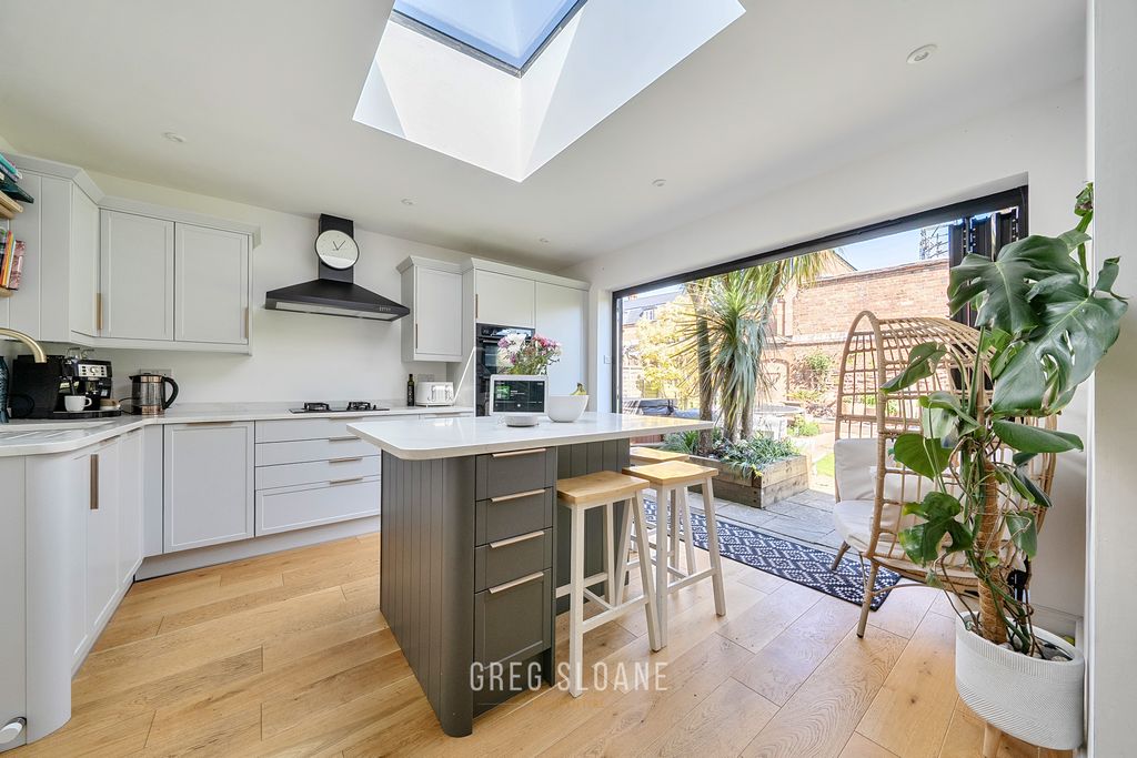 Property photo 2 of 21 1449241-12-69F243d4Cf521