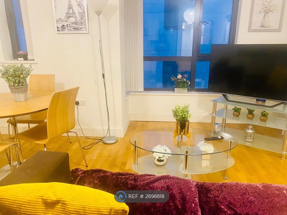 Property photo 2 of 35