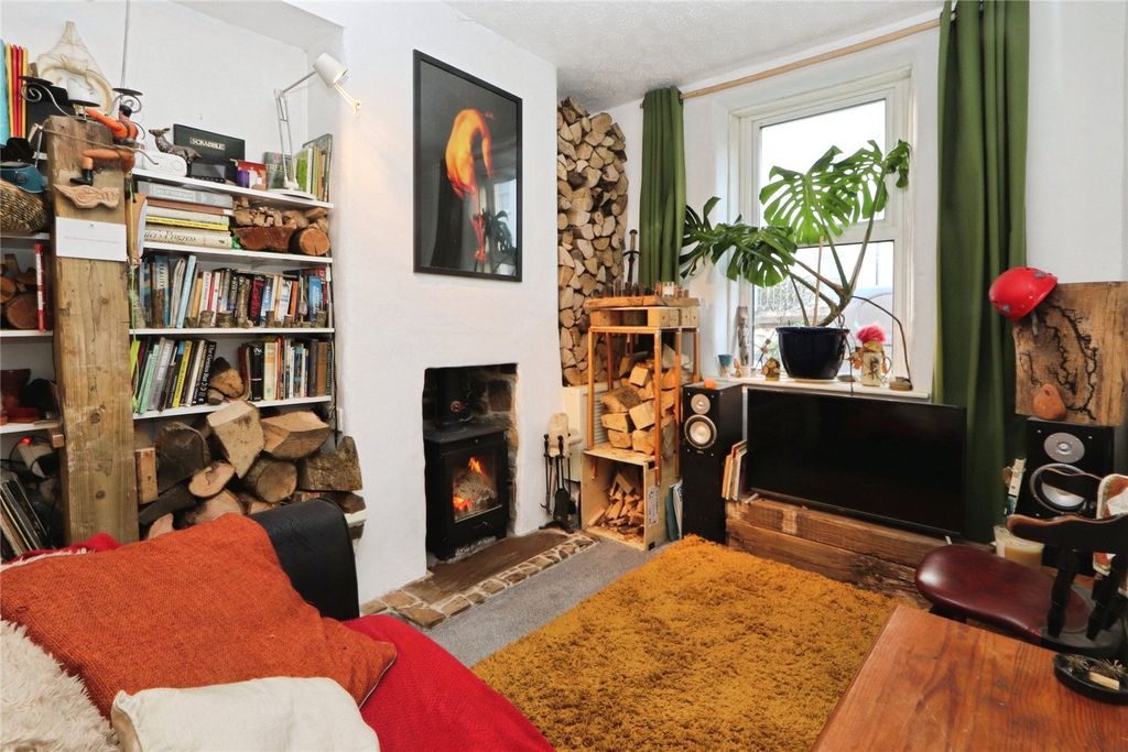 Property photo 3 of 16 Picture No. 22