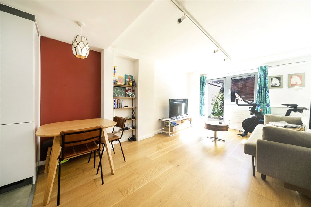 Property photo 2 of 13 Picture No. 09