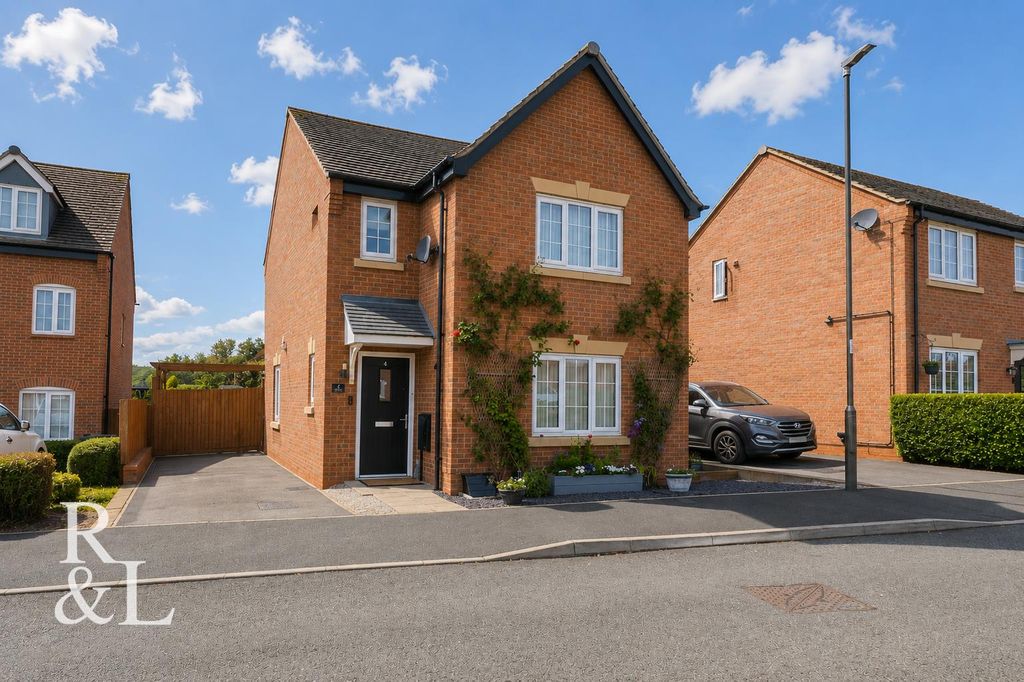 Property photo 1 of 25 4 Kesbrook (1).Jpg