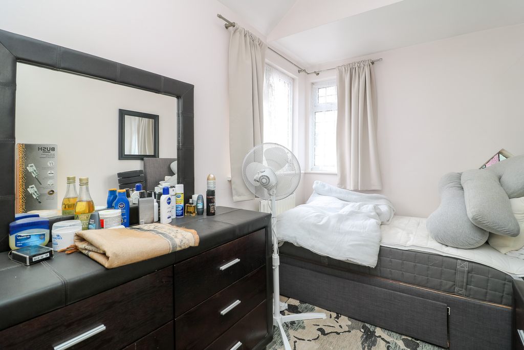 Property photo 1 of 31