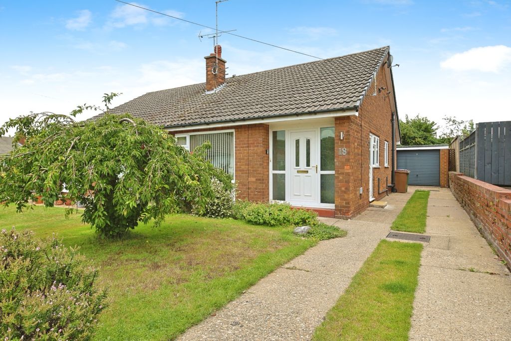 Property photo 1 of 8 4348260