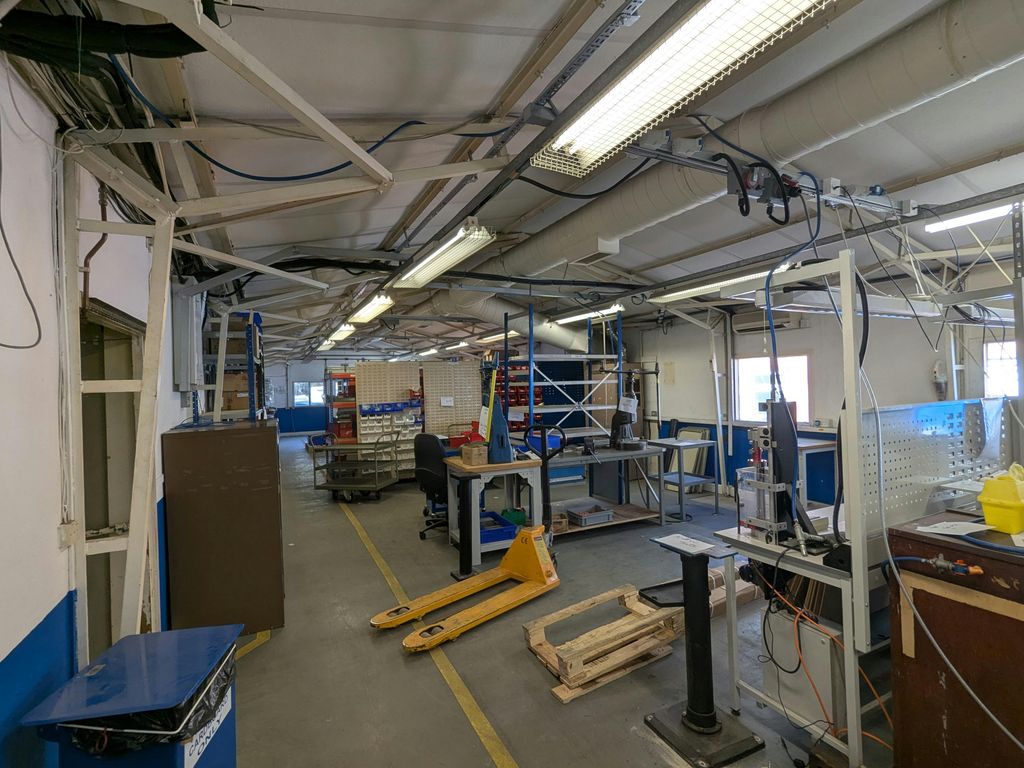 Property photo 1 of 5 1000008524.Jpg