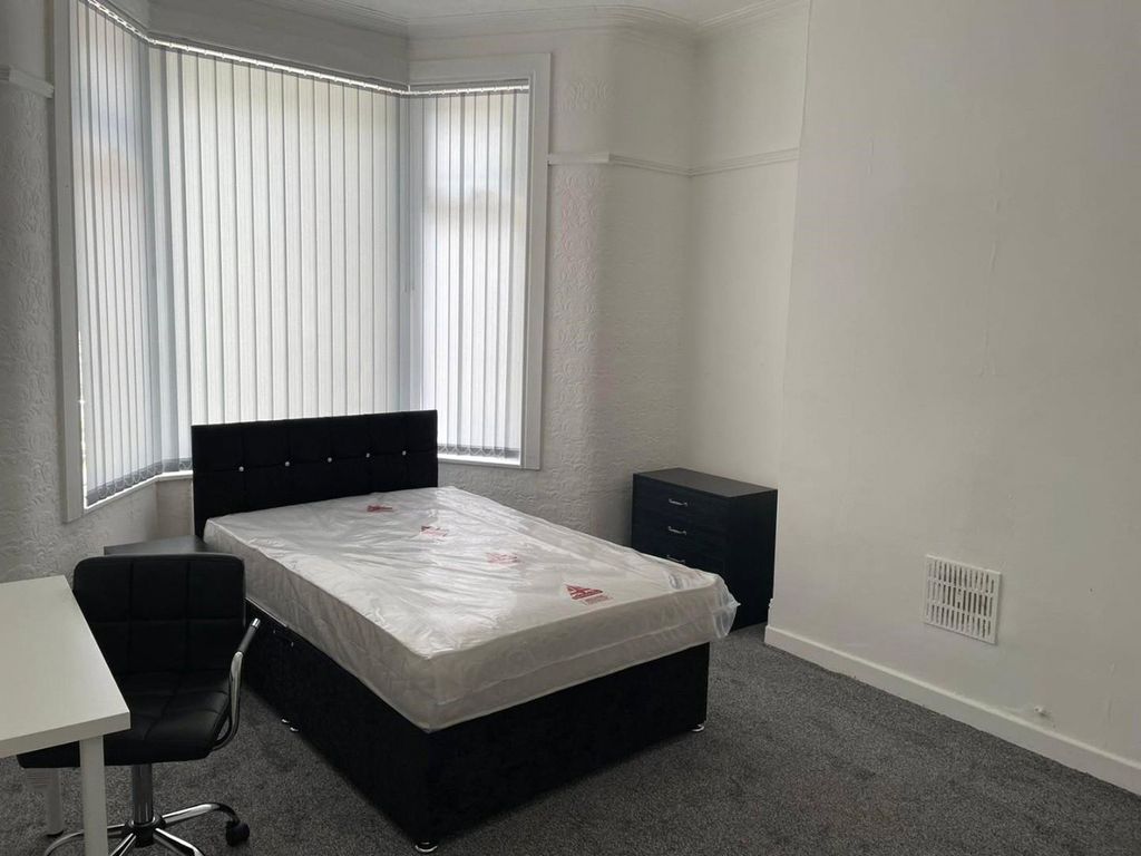 Property photo 1 of 8 Bedroom 1.Jpeg
