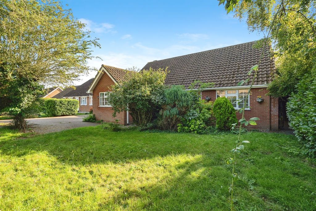 Property photo 1 of 17