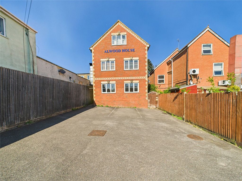 Property photo 1 of 8 Picture No. 01